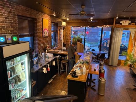 Mami portland - In downtown Portland, Maine, Mami’s chef/owner Austin Miller features locally sourced ingredients — including local kelp — on his Japanese-style Izakaya …